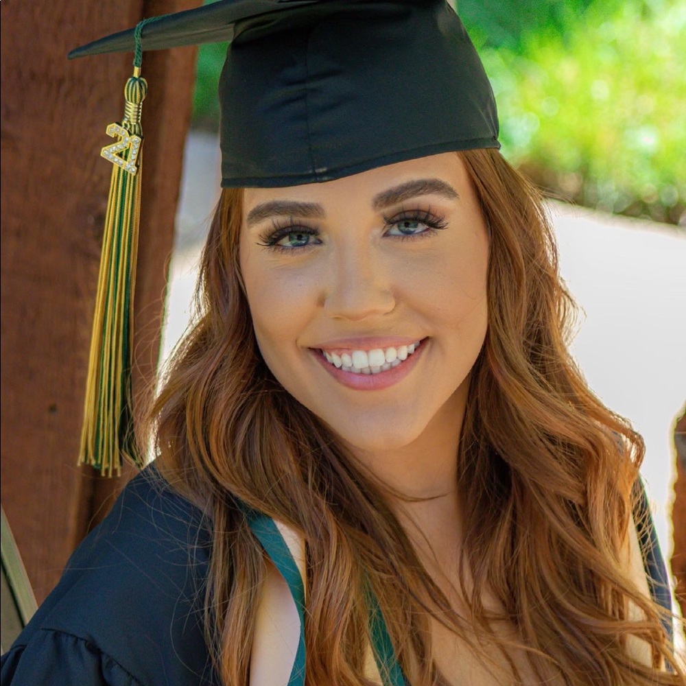 Meet your Posher, Breanna
